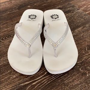 Super cute white, rhinestone flip-flops